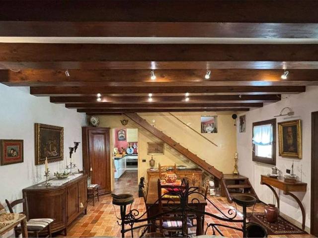 Villa Indipendente in vendita a Follina, Veneto