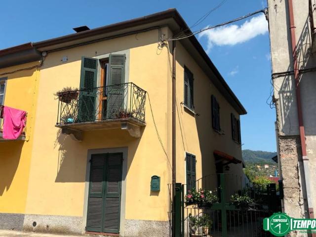 Villa Indipendente in vendita a Piana Battolla, Follo
