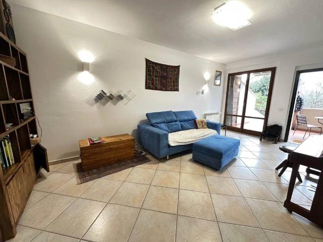 Villa Indipendente in vendita a Follonica, Toscana