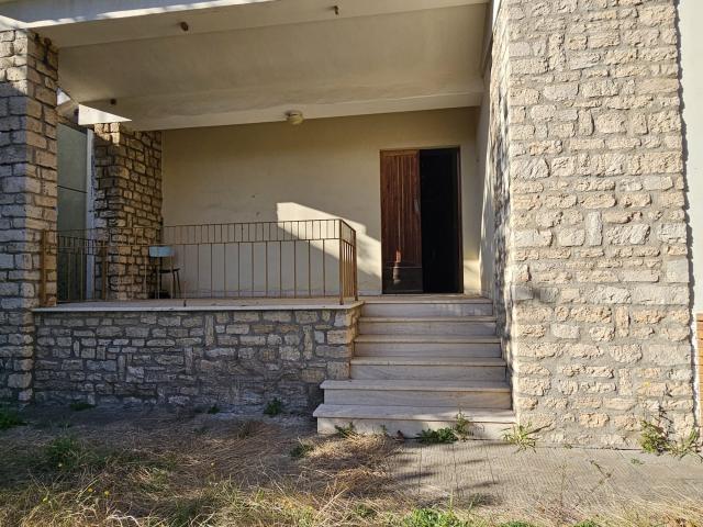 Villa Indipendente in vendita a Follonica, Toscana