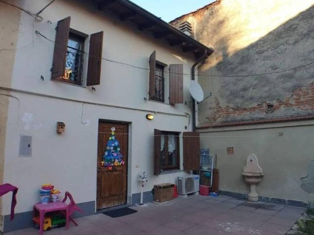 Villa Indipendente in vendita a Fombio, Lombardia