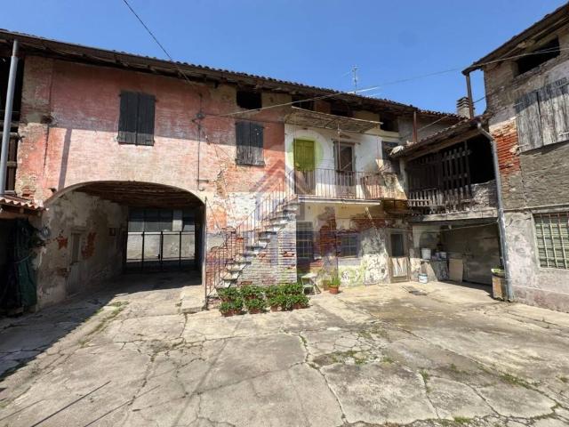Villa Indipendente in vendita a Fombio, Lombardia