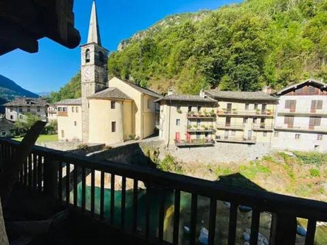 Villa Indipendente in vendita a Montmarlet, Fontainemore