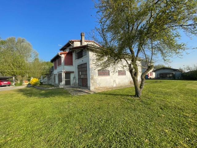 Villa Indipendente in vendita a Fontanellato, Reggio Emilia