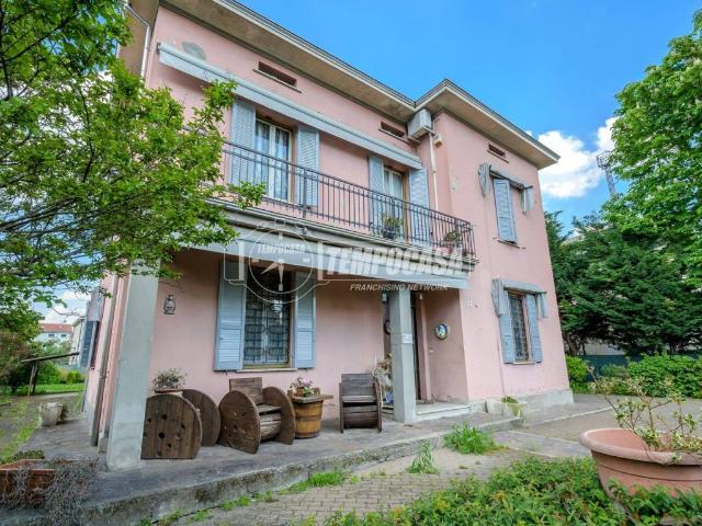 Villa Indipendente in vendita a Fontanellato, Reggio Emilia