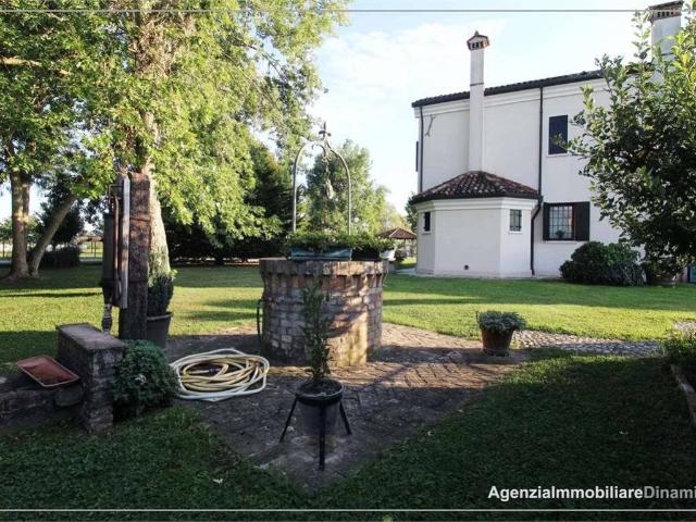 Villa Indipendente in vendita a Fontanelle, Veneto