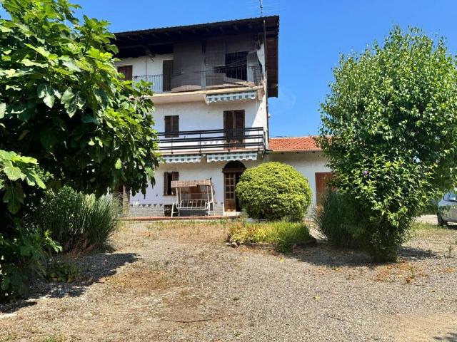 Villa Indipendente in vendita a Piemonte, Novara