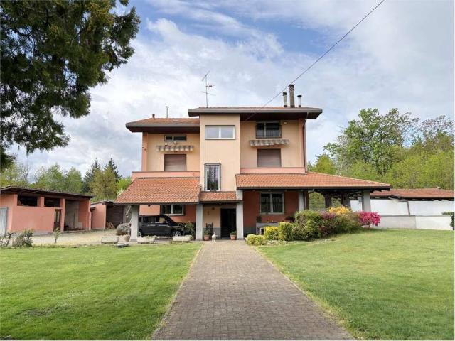 Villa Indipendente in vendita a Piemonte, Novara