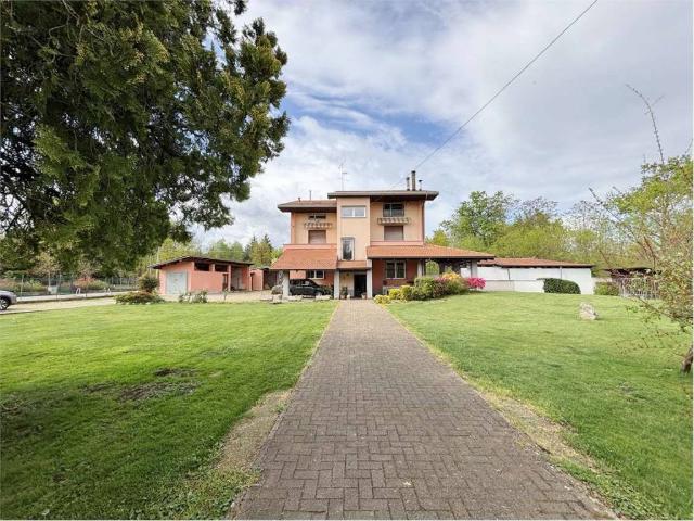 Villa Indipendente in vendita a Piemonte, Novara