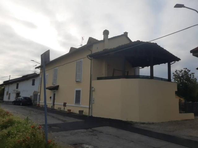 Villa Indipendente in vendita a Piemonte, Vercelli