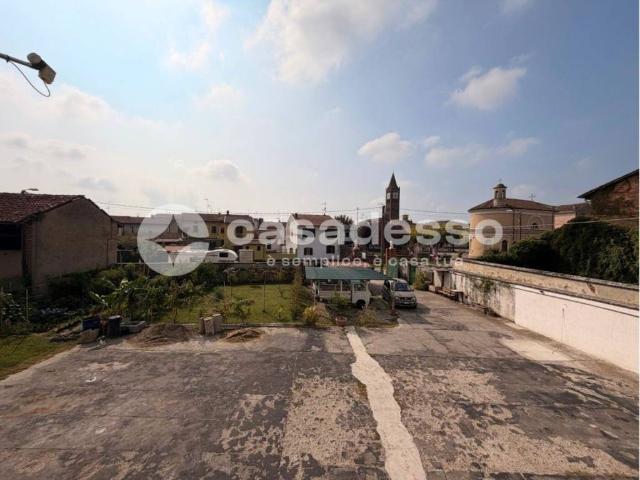 Villa Indipendente in vendita a Fontanetto Po, Vercelli