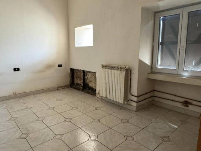 Villa Indipendente in vendita a Fontechiari, Lazio