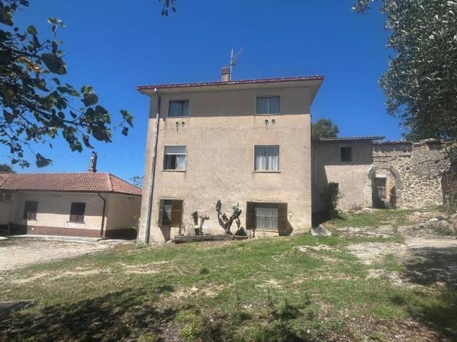 Villa Indipendente in vendita a Fontechiari, Lazio