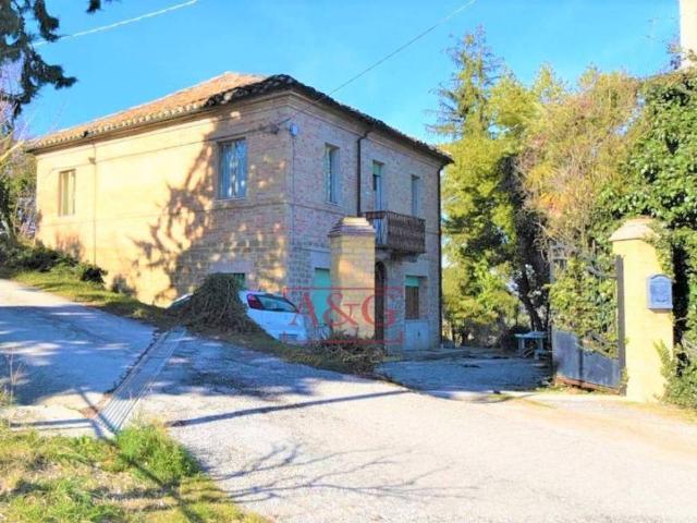 Villa Indipendente in vendita a Marche, Ascoli Piceno
