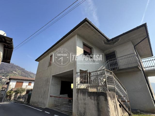 Villa Indipendente in vendita a Foresto Sparso, Lombardia