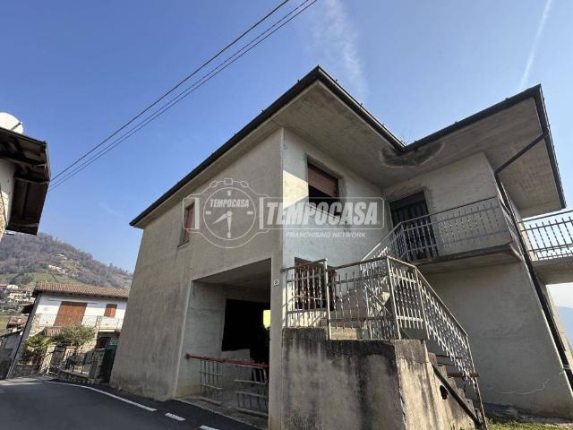 Villa Indipendente in vendita a Foresto Sparso, Lombardia