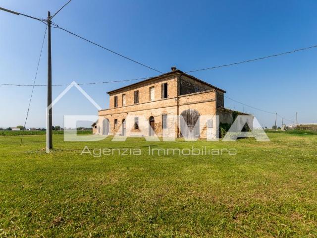 Villa Indipendente in vendita a Unione di Comuni della Romagna Forlivese, Quattro