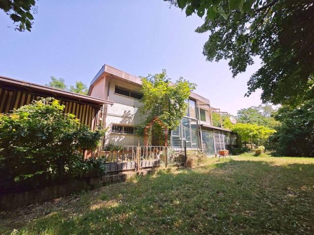Villa Indipendente in vendita a Predappio, Forlì-Cesena