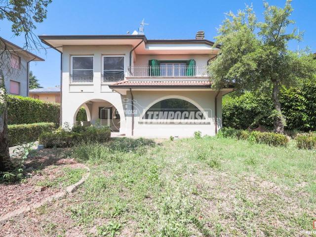 Villa Indipendente in vendita a Unione di Comuni della Romagna Forlivese, Quattro