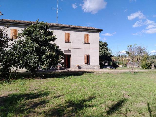 Villa Indipendente in vendita a Unione di Comuni della Romagna Forlivese, Quattro