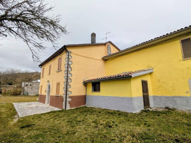 Villa Indipendente in vendita a Forlì Del Sannio, Molise