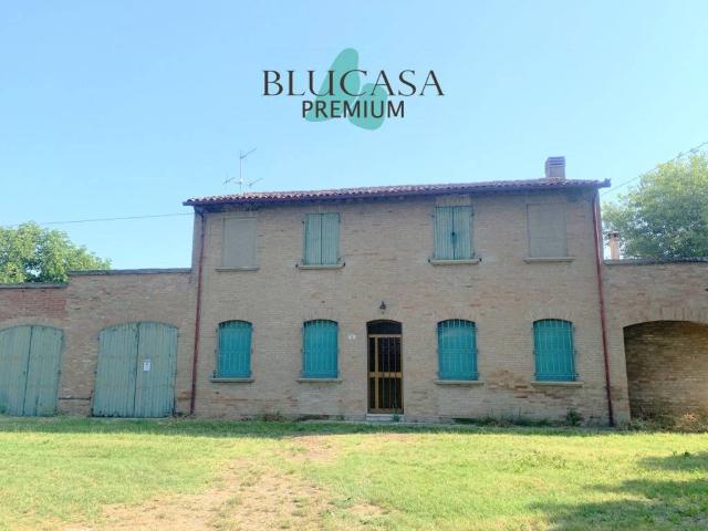 Villa Indipendente in vendita a Unione di Comuni della Romagna Forlivese, Quattro
