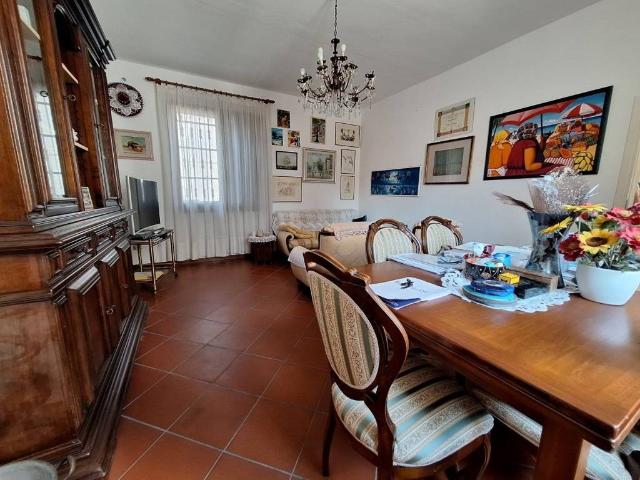 Villa Indipendente in vendita a Unione di Comuni della Romagna Forlivese, Quattro