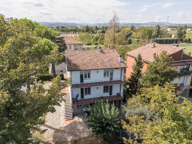 Villa Indipendente in vendita a Schiavonia - San Biagio, Forlì