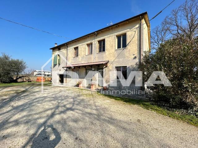 Villa Indipendente in vendita a Unione di Comuni della Romagna Forlivese, Quattro