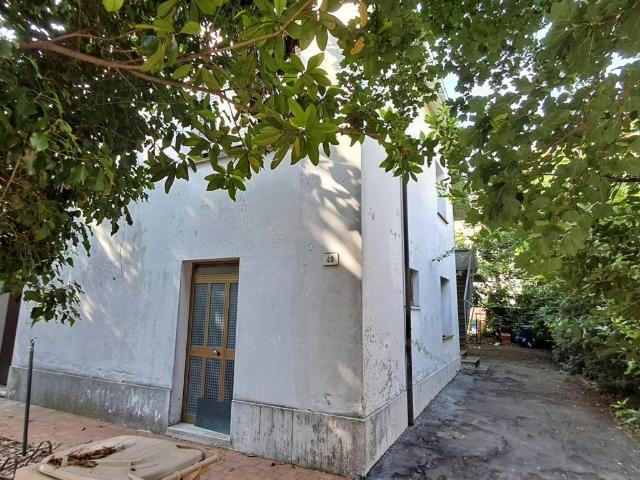 Villa Indipendente in vendita a Unione di Comuni della Romagna Forlivese, Quattro