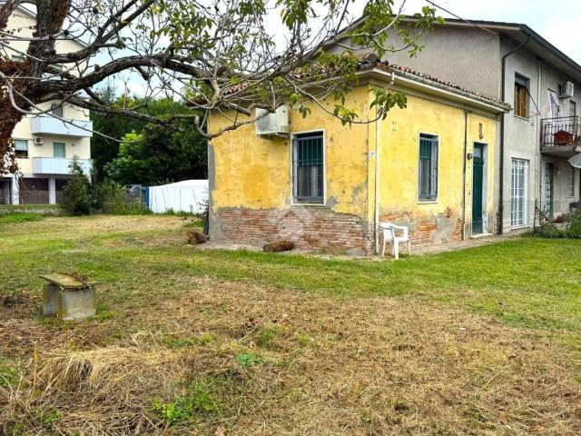 Villa Indipendente in vendita a Unione di Comuni della Romagna Forlivese, Quattro