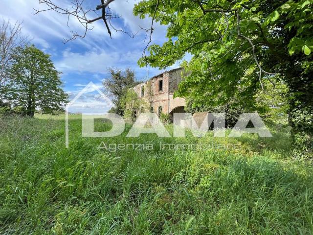 Villa Indipendente in vendita a Unione di Comuni della Romagna Forlivese, Quattro