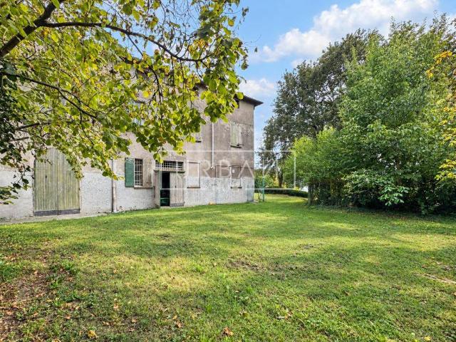 Villa Indipendente in vendita a Villafranca, Forlì
