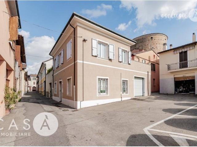 Villa Indipendente in vendita a Unione di Comuni della Romagna Forlivese, Forlimpopoli