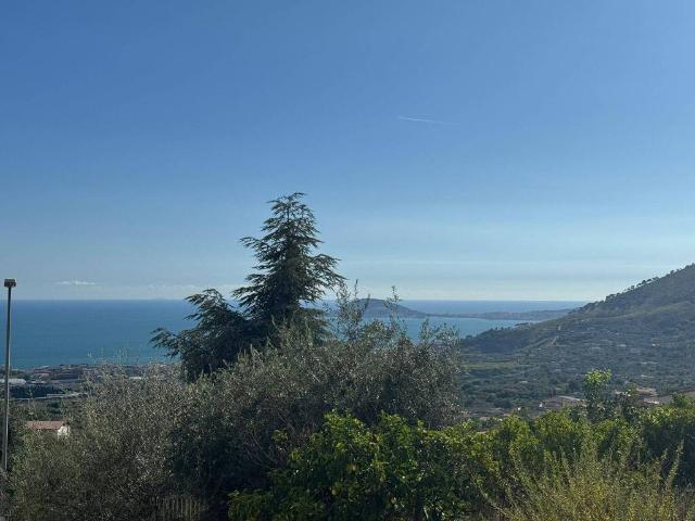 Villa Indipendente in vendita a Formia, Lazio