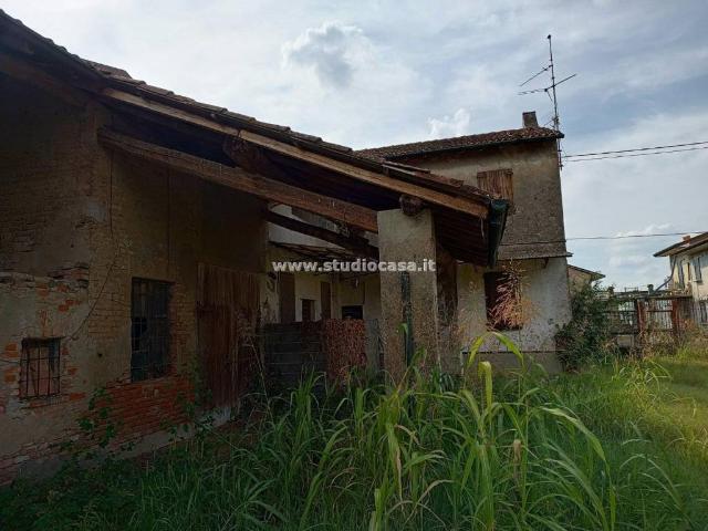 Villa Indipendente in vendita a Formigara, Lombardia
