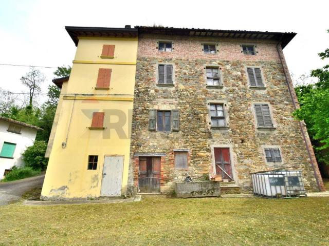 Villa Indipendente in vendita a Fornovo Di Taro, Reggio Emilia