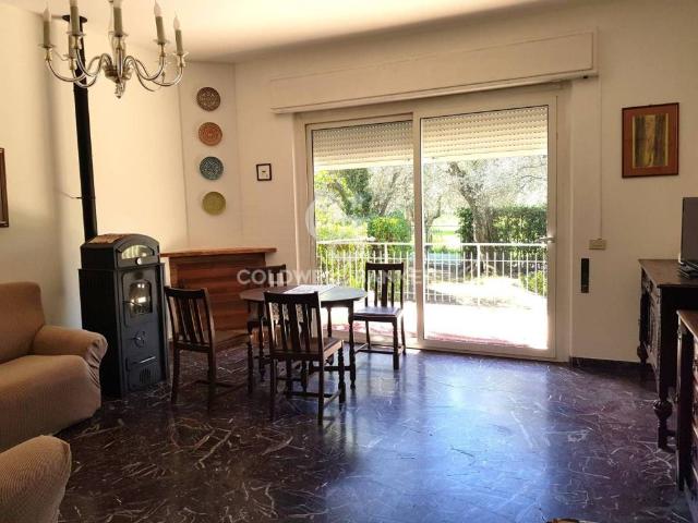 Villa Indipendente in vendita a Vaiana, Forte Dei Marmi
