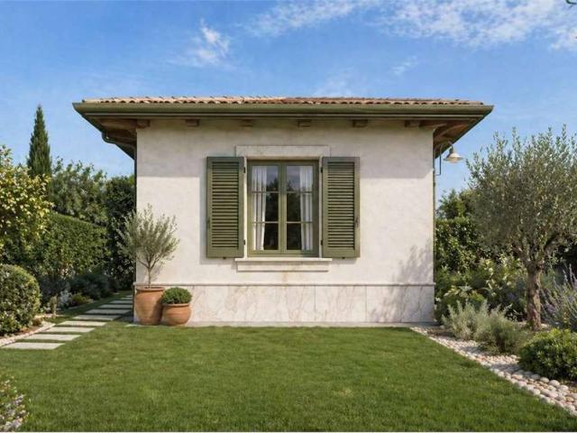 Villa Indipendente in vendita a Vittoria Apuana, Forte Dei Marmi