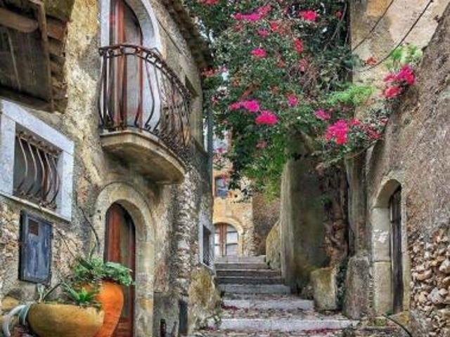 Villa Indipendente in vendita a Forza D'agrò, Sicilia
