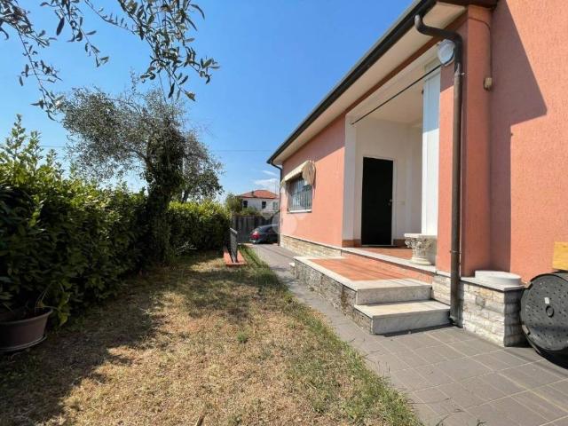 Villa Indipendente in vendita a Unione di comuni Montana Lunigiana, Fosdinovo