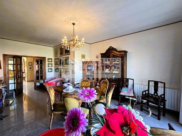 Villa Indipendente in vendita a Unione di comuni Montana Lunigiana, Fosdinovo