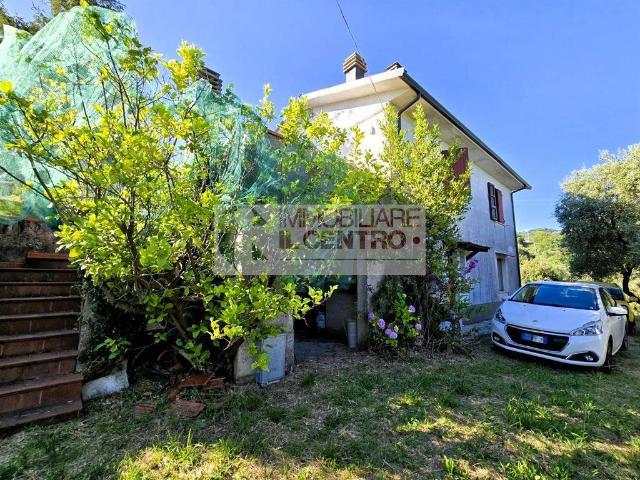 Villa Indipendente in vendita a Unione di comuni Montana Lunigiana, Fosdinovo