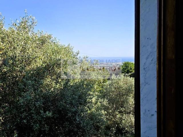 Villa Indipendente in vendita a Unione di comuni Montana Lunigiana, Fosdinovo