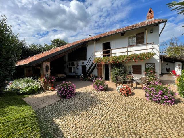 Villa Indipendente in vendita a Piemonte, Cuneo