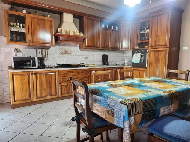 Villa Indipendente in vendita a San Martino, Piemonte