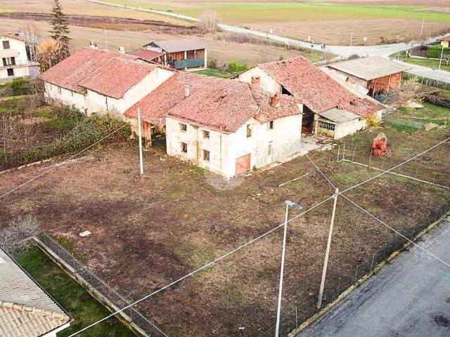 Villa Indipendente in vendita a Loreto, Fossano