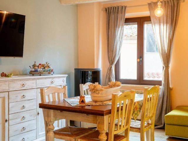 Villa Indipendente in vendita a Osteria del Gatto, Fossato di Vico