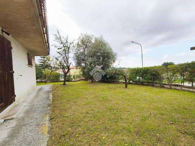 Villa Indipendente in vendita a Borghetto, Fossato di Vico
