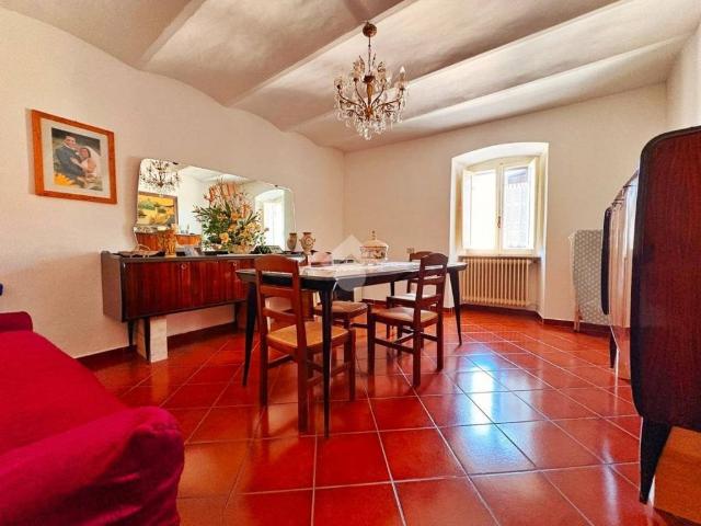 Villa Indipendente in vendita a Località Capo d'Acqua, Fossato di Vico